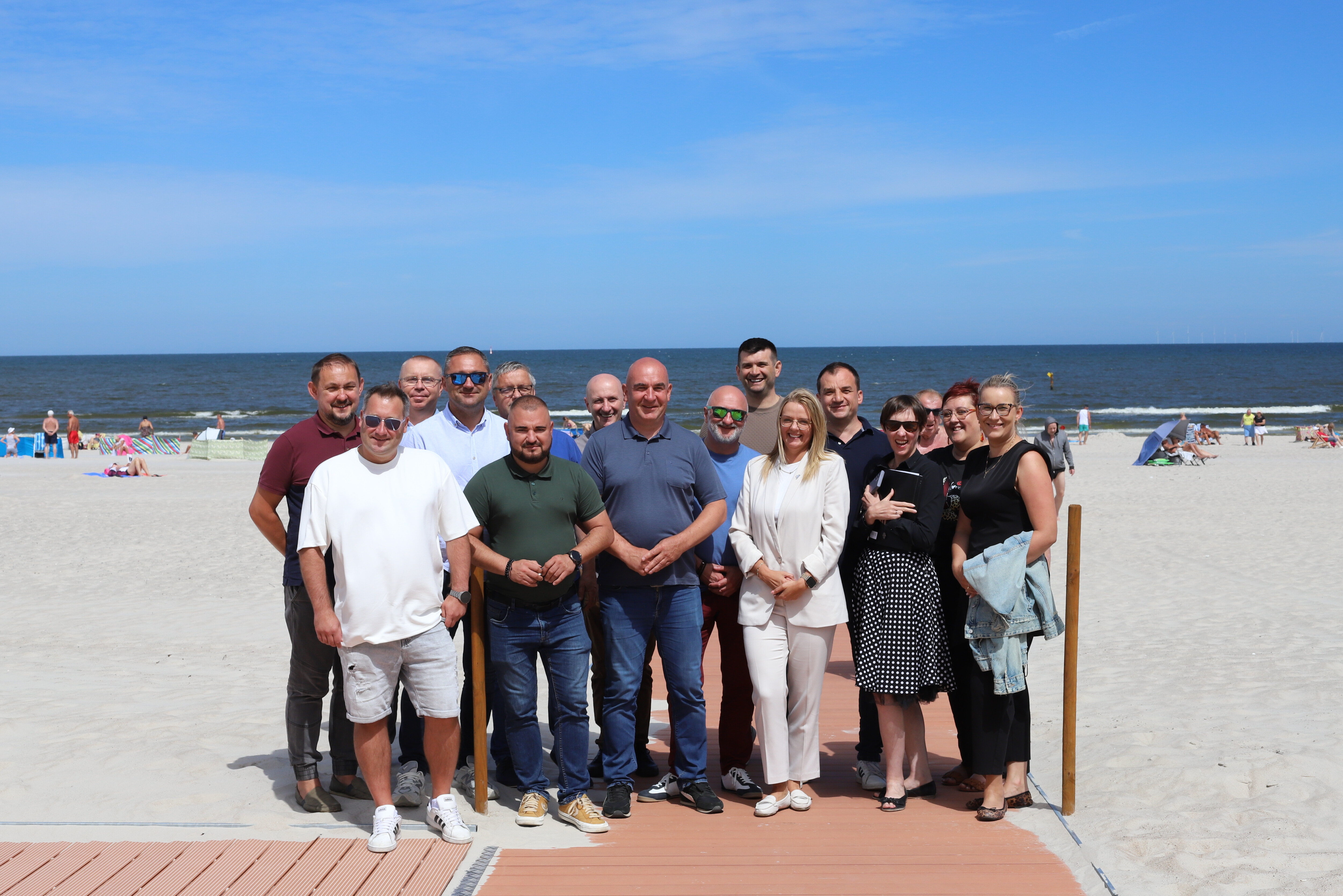 Łeba. Nowe dojście do plaży przy zejściu nr 13 już gotowe